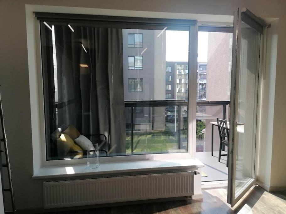Erdvi Studija Spacious Studio Apartment Self Check In Vilnius Exterior photo